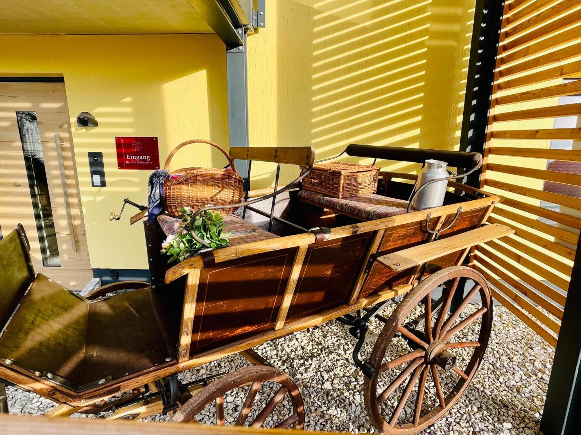 Chalet-Ferienwohnung Aehrenglueck, 70 Qm, Wellness/Fitness/Sauna - Bergroedelhof Feilitzsch 외부 사진