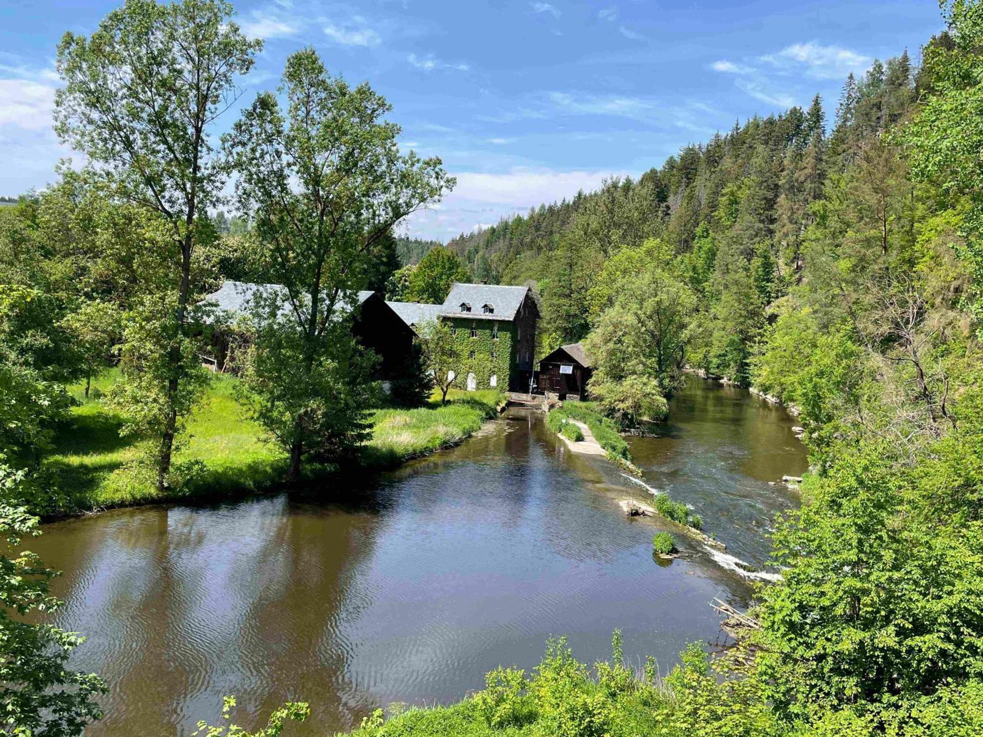Chalet-Ferienwohnung Aehrenglueck, 70 Qm, Wellness/Fitness/Sauna - Bergroedelhof Feilitzsch 외부 사진